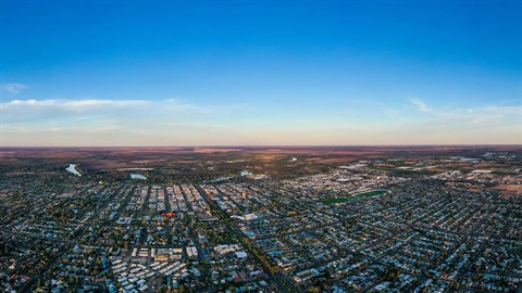 Aerial-photo-showing-size-of-the-city-of-mildura.jpg