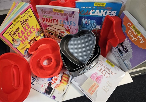 Cake-moulds-tins.jpg