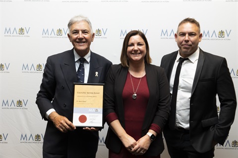 Cr Mark Eckel 20 years.jpg