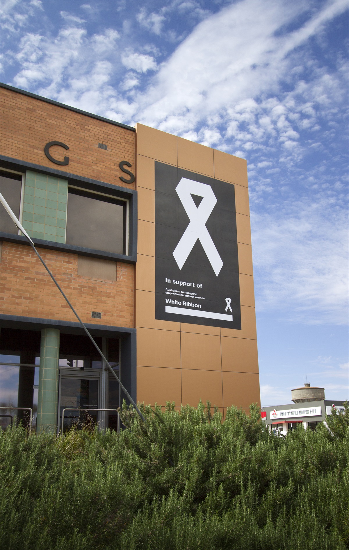 White Ribbon Australia - Council receives White Ribbon Accreditation